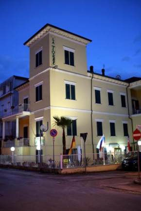 Отель Hotel La Torre  Римини